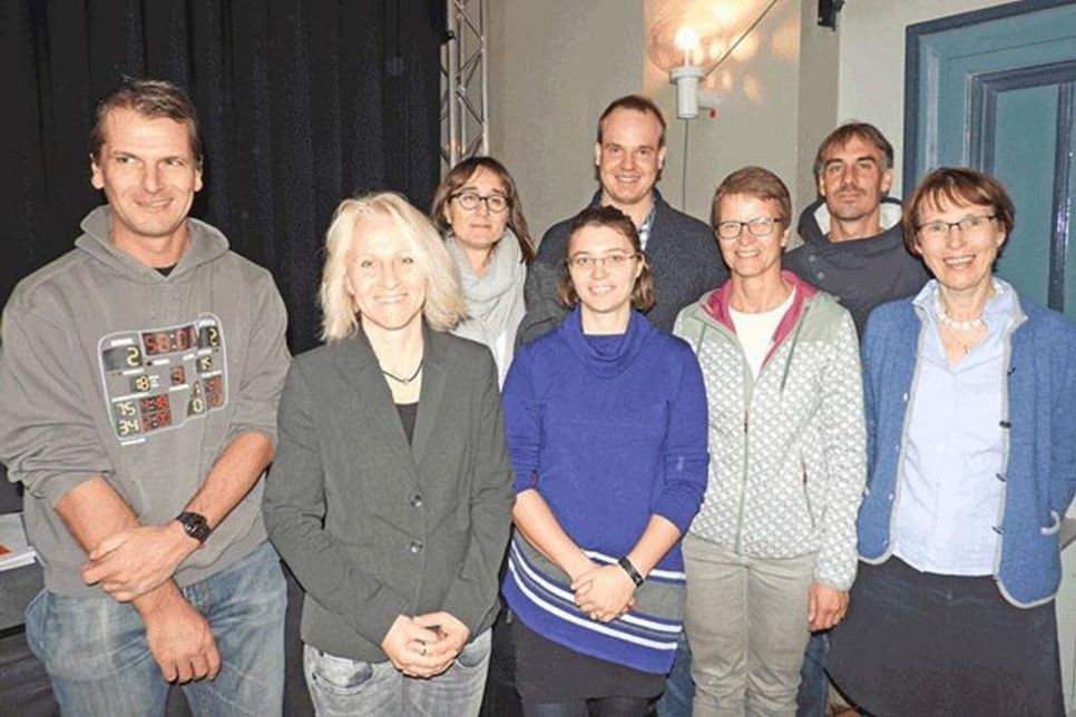 Seite Jahren machen Ostholsteiner MathelehrerInnen gemeinsame Sache für die Kreismatheolympiade.