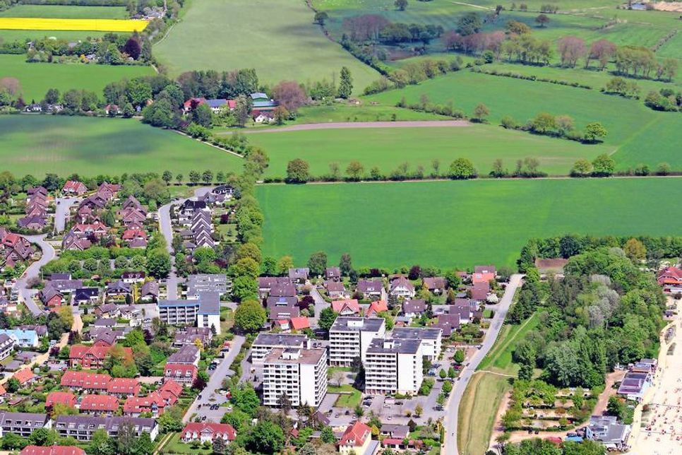 Kellenhusen aus der Vogelperspektive. Im Hintergrund die Nordkoppel.