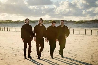 Die nächsten Künstler stehen fest: „Revolverheld“ kommen am 10. September 2023 zu „Stars am Strand“.
