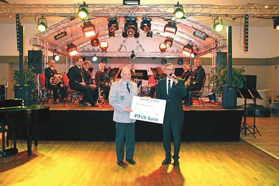 Hauptmann Birger Joosten und  Hans Musehold