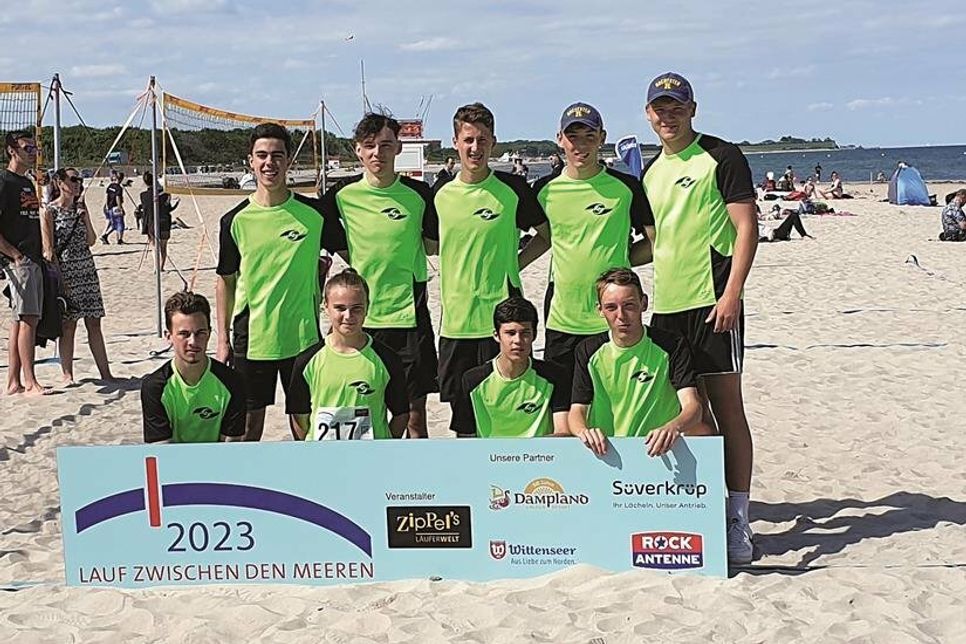 Oben von links: Louis Mody, Martin Rösner, Marvin Laatsch, Tim Doormann, Mattis Markmann. Unten von links: Toribio Struck, Marisa Prüss, Lennard Königer, Marco Doormann. Es fehlt: Diego Wohnrade-Antunes