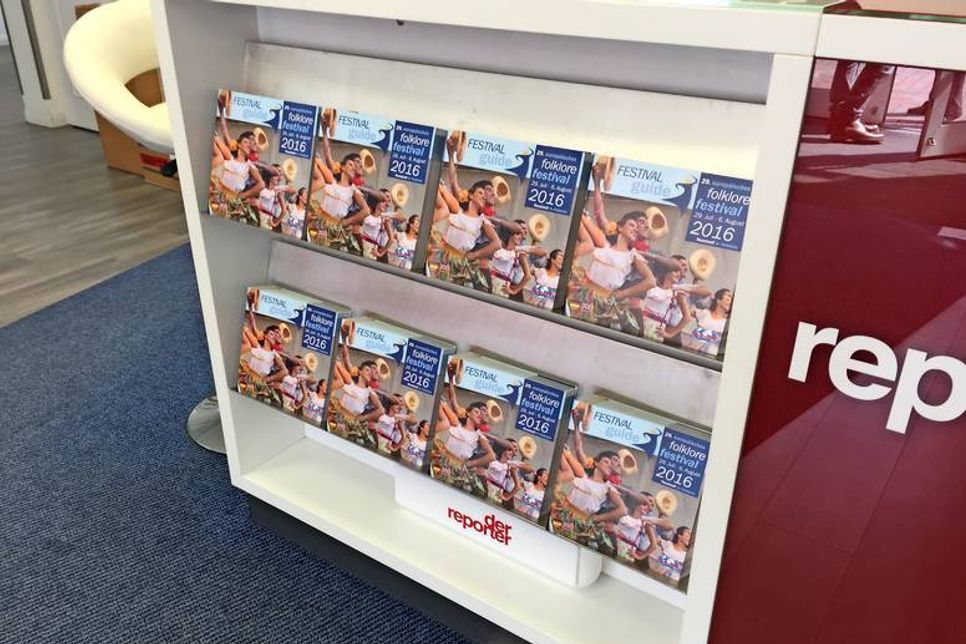 Die Festschrift liegt für Sie bereit.