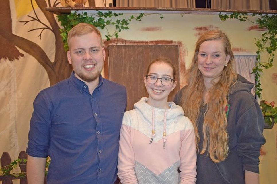 Das bewährte Märchenregie-Duo Henning Will (li.) und Katharina Glau (re.) haben sich in diesem Jahr Verstärkung geholt: Regieassistentin Ronja Kayser