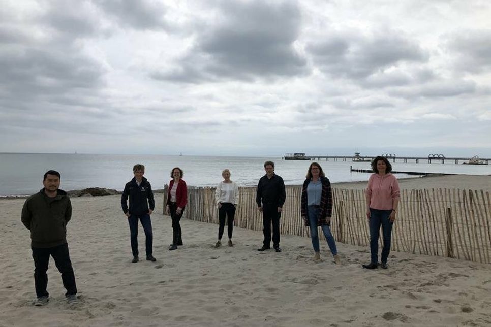 Thuan Nguyen (Grömitz), Ulrike Dallmann (Dahme), Dr. Bettina Bunge (TA.SH), Elgin Zühlke (Grube), Raymond Kiesbye (Kellenhusen), Petra Rathje (Lensahn) und Nicole Kohlert (Kellenhusen) (v. lks.) verbrachten einen aufschlussreichen Vormittag.