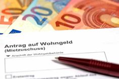 Die stark gestiegenen Energiekosten treffen Menschen mit geringem Einkommen besonders hart. Daher hat die Bundesregierung eine Reform des Wohngelds beschlossen: Es gibt mehr Wohngeld für mehr Menschen. Foto: djd/Roland-Rechtsschutzversicherung/M. Schuppich - stock.adobe.com