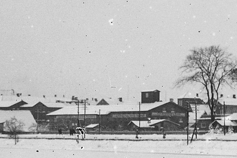 Blick über die Stadtbucht zum Landhandel Krützfeldt.