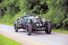 Rund 120 Oldtimer nehmen am kommenden Wochenende an der OCC Küstentrophy teil, hier ein Bentley Le Mans. (Foto: hfr)