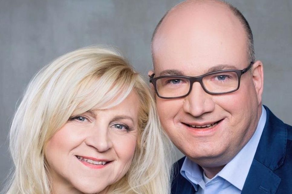 Uta Carina und Andreas Gieseke sorgen für beste Stimmung mit Coversongs und eigenen Titel.