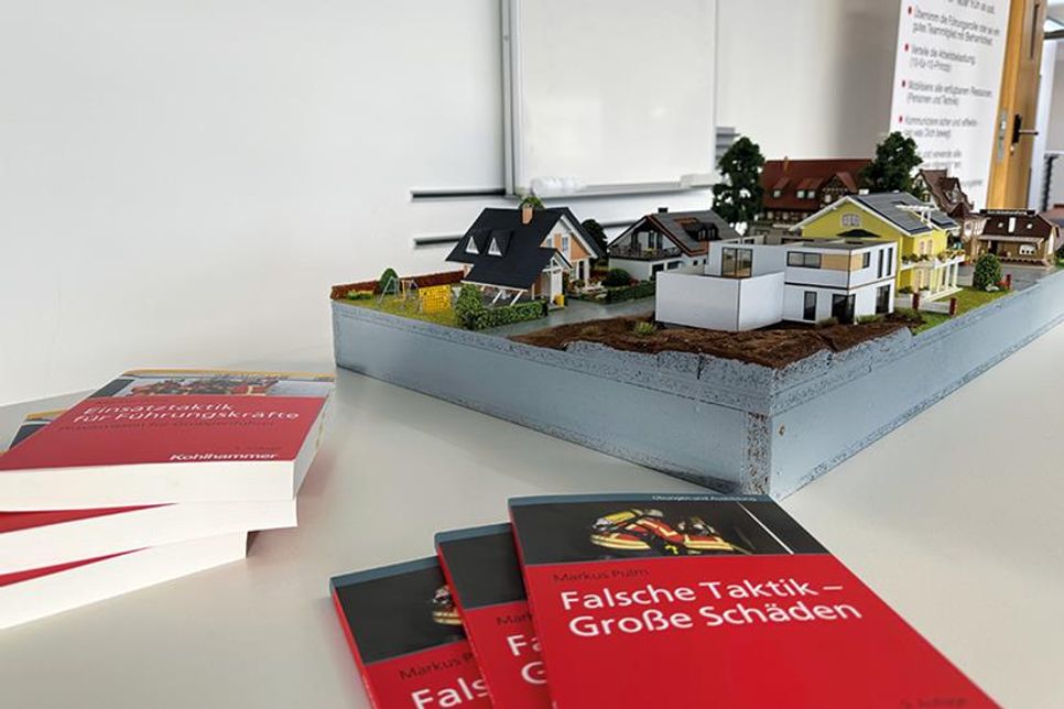 Das Buch „Falsche Taktik – Große Schäden“ war Impulsgeber der Fortbildungsveranstaltung.