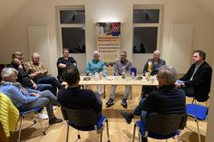 Erzählsalon des Betreuungsvereins Ostholstein im Forum Eutin: Erzählt wurde nicht streng reihum, sondern so, wie sich Anknüpfungen ergaben.