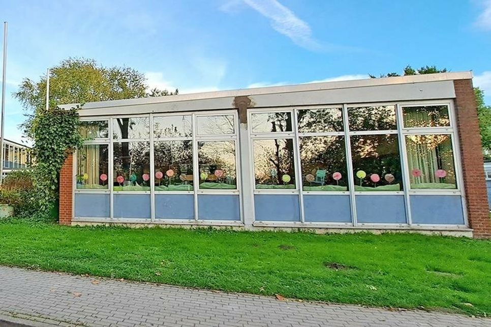 Die maroden Gebäude der Schule am Kleinen See sollen weiterhin einem Neubau weichen.