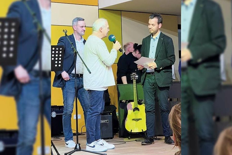 Olliver Strack von Kiwanis Bad Schwartau, Moderator Christian Schewe und Steffen Mascher, Musiklehrer an der CKS (v.li.), sind auch in diesem Jahr maßgeblich am Schulmusik Festival in Ratekau beteiligt.