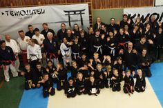 Zwei Teikojutsu-Schüler des Ostseesportverein Scharbeutz nahmen bei einem internationalen Selbstverteidigungslehrgang teil.