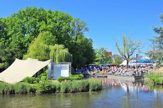 Über das Pfingst-Wochenende findet die beliebte „PfingsTON“-Veranstaltung im Scharbeutzer Kurpark statt. (Foto: © www.luebecker-bucht-ostsee.de)