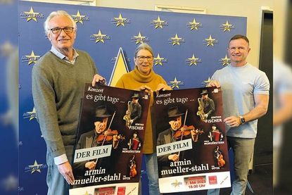 Freuen sich auf den prominenten Künstler im Rahmen der Filmvorführung: Michael Schopenhauer und Anne Krause-Guntrum vom Koki-Vorstand  mit Moviestar-Chef Lars Roman Paech.