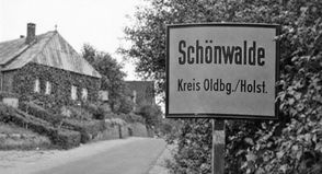 Um alte Häuser aus Schönwalde, ganz gleich ob noch existent oder nicht, soll es beim Klön-Abend im Dorf- und Schulmuseum gehen.