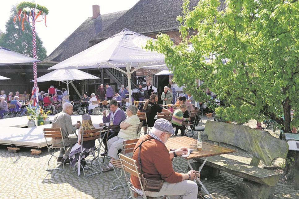Die sommerlichen Temperaturen luden zum Verweilen ein.