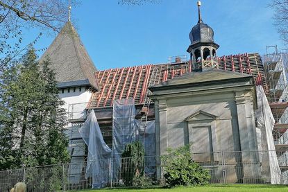 Eingerüstet: Aktuell wird das Dach der Marienkirche neu gedeckt.