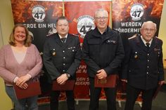 Geehrt: Katrin Raabe, Holger Klippstein, Harald Bebensee und Manfred Höfs (v. lks.).