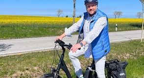 Landrat Timo Gaarz freut sich über alle, die mitradeln.