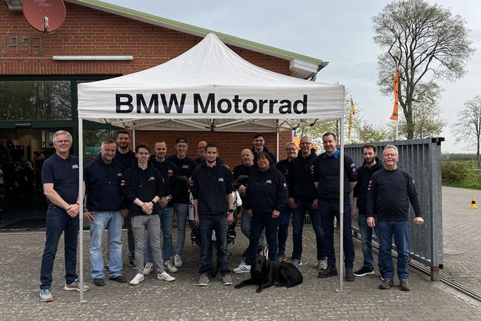 Das Team vom BvZ Motorradhandel.