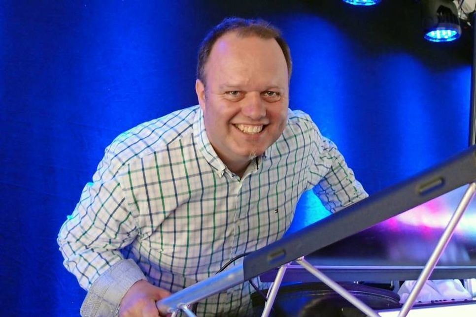 DJ Stephan Nanz sorgt für Partystimmung.