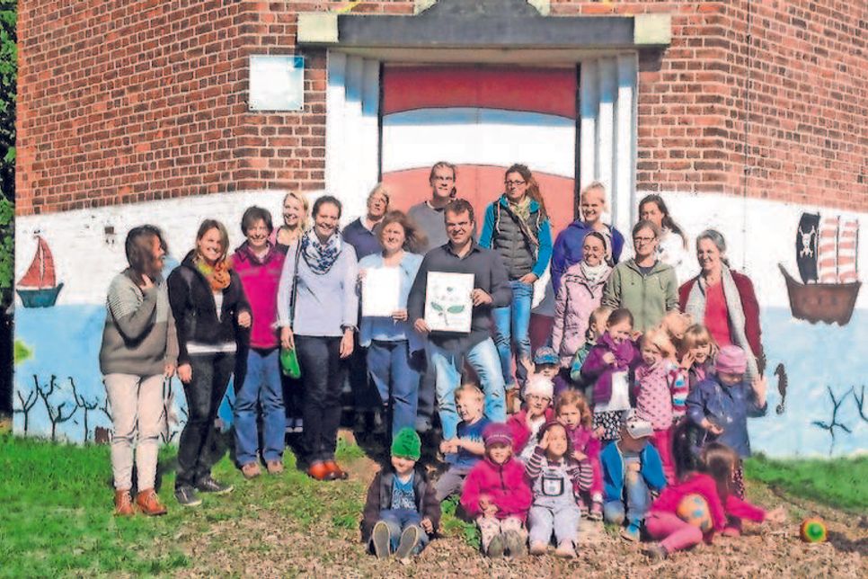 Die Zertifizierung ist für die Mitarbeiter ein Zeichen der Anerkennung ihrer hohen Arbeitsmotivation und ihres Engagements den Kindergartenalltag gesundheitsförderlich zu gestalten.