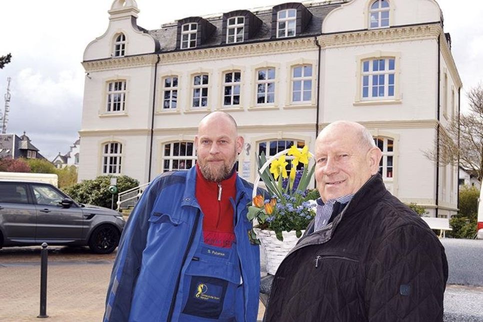 In der vergangenen Woche gaben Wolfgang Rahlf und Sven Petersen schon einmal bekannt, wie der Brunnen in diesem Jahr aussehen soll.
