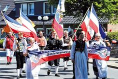 Banner und Fahne vom Landestrachten Verband