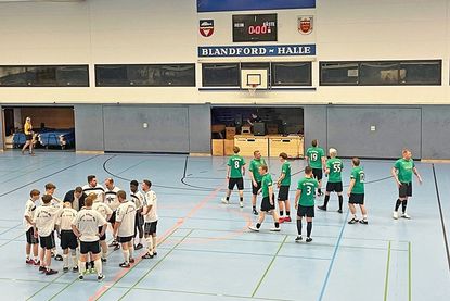 Am Sonnabend verwandelt sich die Blandfordhalle in einen Fußballtempel.