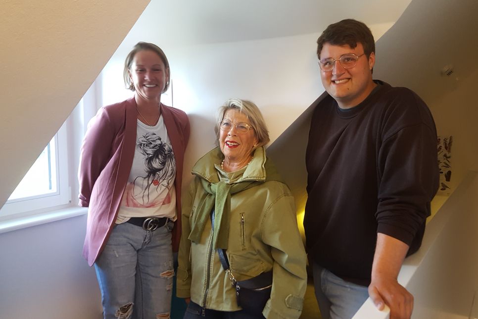 Für Erwachsene ein bisschen eng: der Platz am Beobachtungsfenster.