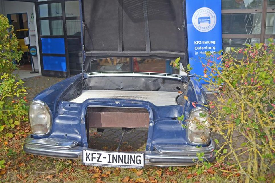 Auch bei der Kfz Innung konnten sich die Jugendlichen ausführlich informieren.