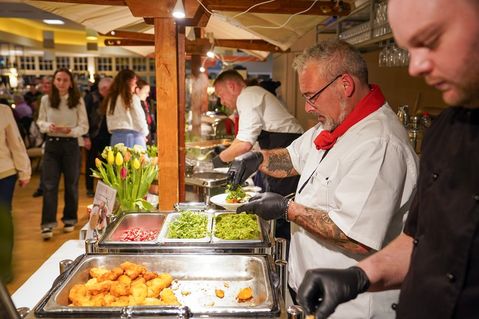 Es gab zehn Tellergerichte in Probiergröße von zehn unterschiedlichen Betrieben.