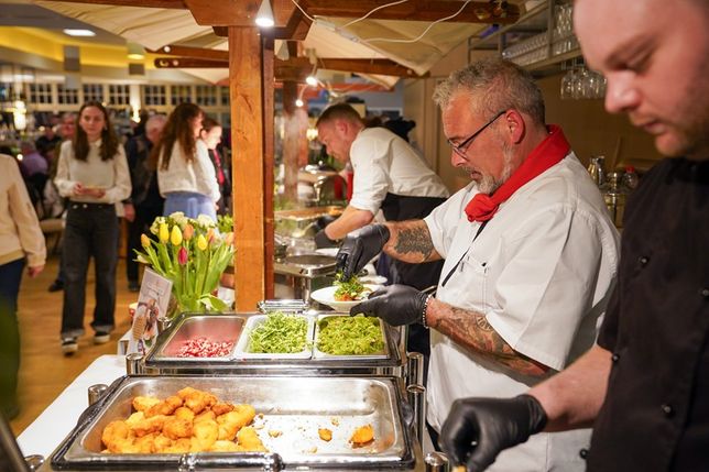 Es gab zehn Tellergerichte in Probiergröße von zehn unterschiedlichen Betrieben.