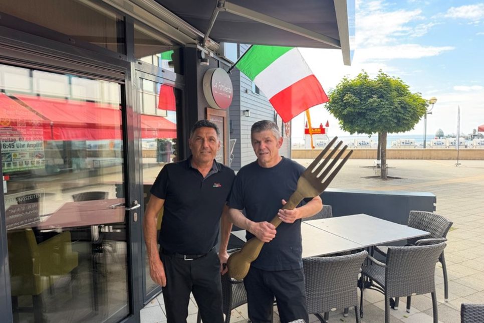 Salvatore Puglia (lks.) und Costa Markmann.