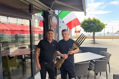 Salvatore Puglia (lks.) und Costa Markmann.
