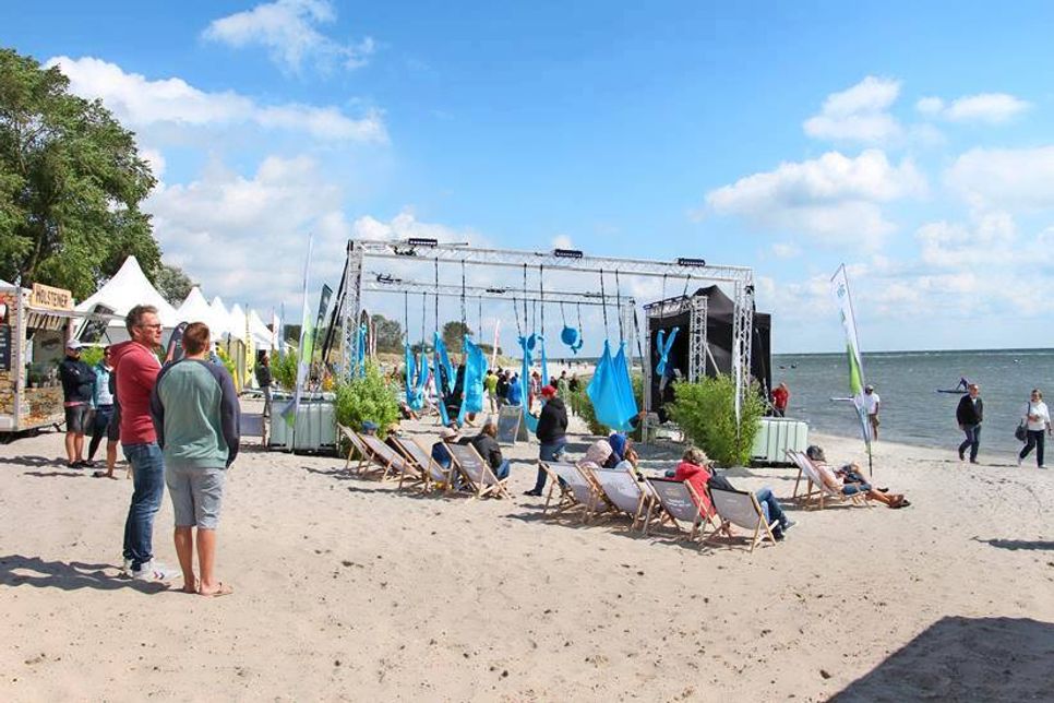 Das Festivalgelände am Surfstrand.