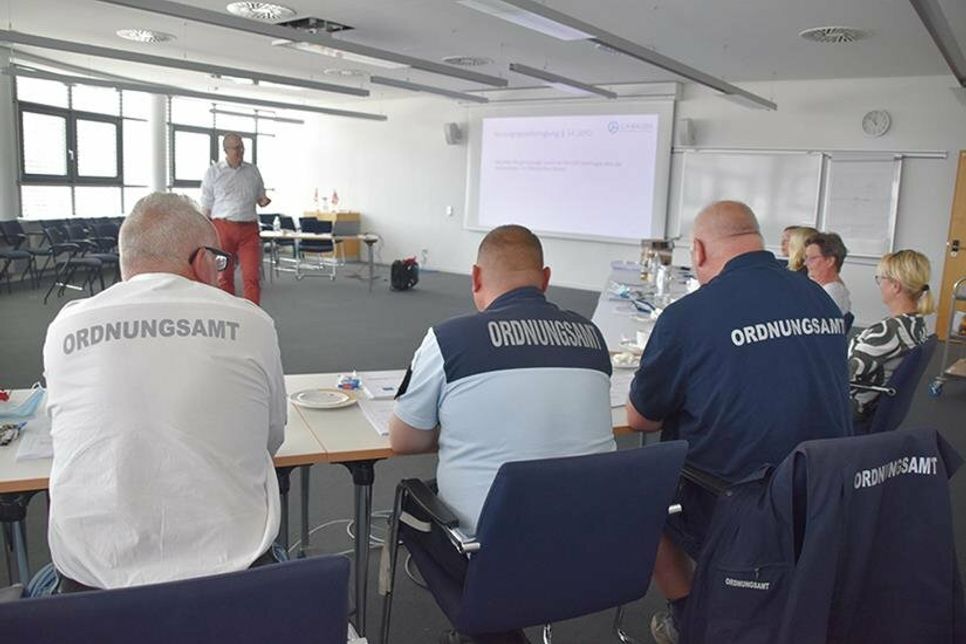 Bereits im Mai fand die Schulung für die Durchführung des Kommunalen Ordnungsdienstes im Bürgerhaus in Scharbeutz statt.