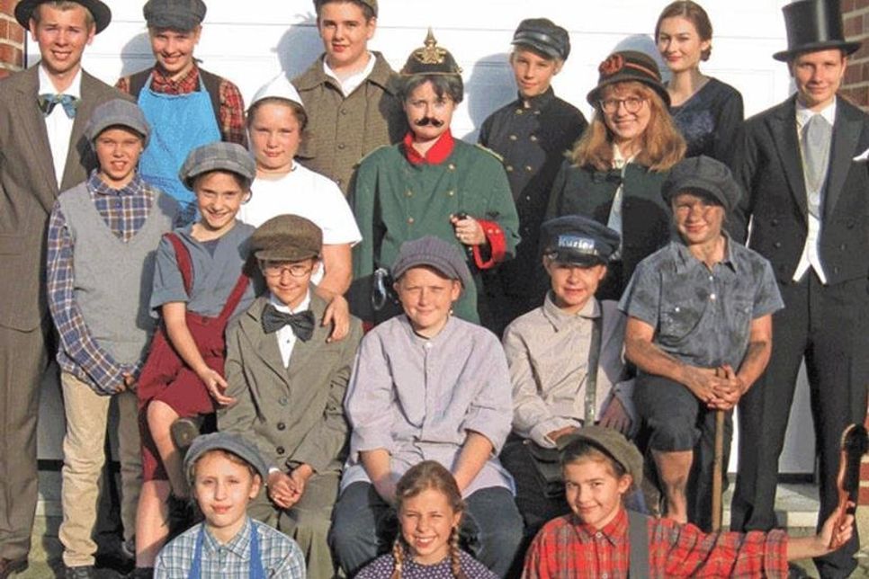 Die Kulturbanausen spielen „Kai ut de Kist“.