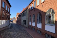 Das Cap-Arcona Dokumentationszentrum soll auf dem Nachbargrundstück des stadtgeschichtlichen zeiTTor-Museums  entstehen.