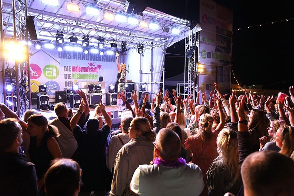 Headliner Anna-Maria Zimmermann begeisterte die Massen mit ihren Hits. (Foto: Christian Lück)