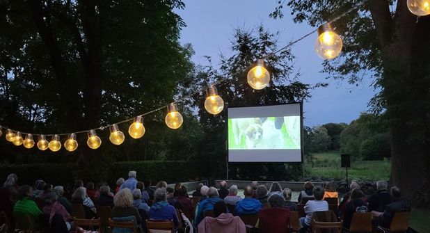 Der Kino-Sommer endet mit dem preisgekröntem Dokumentarfilm „Das Salz der Erde“ von Wim Wenders und Juliano Ribeiro Salgado.