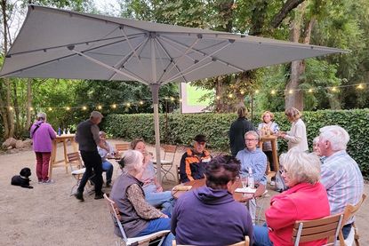 Rund 20.000 Euro wurden in die neue Terrasse investiert.