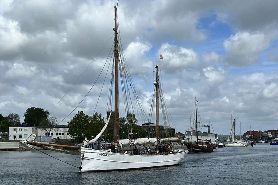 Die „Pirola“ und „Bohnsupp“ machten den Anfang.