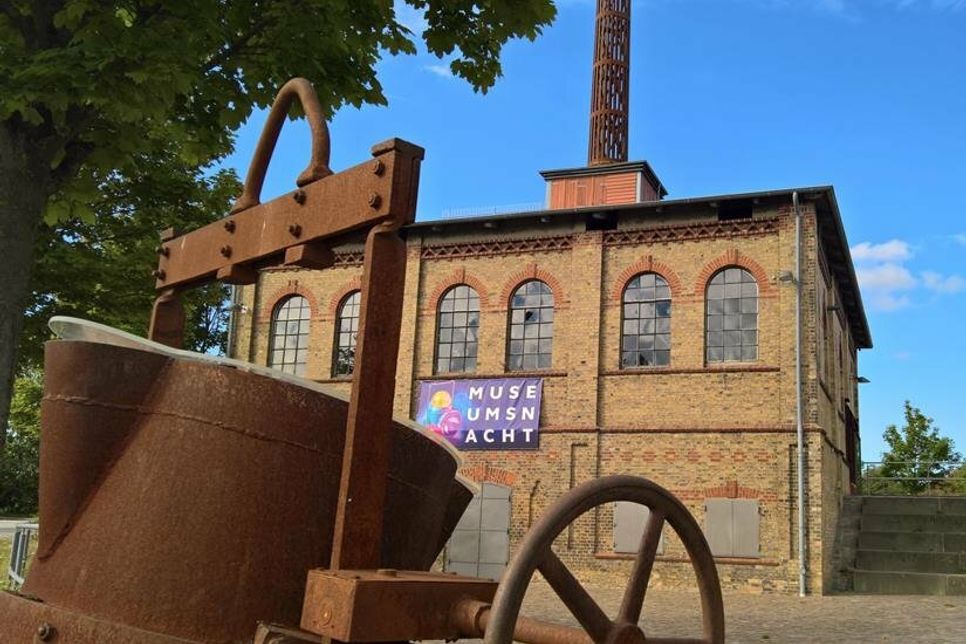 Das Industriemuseum Howaldtsche Metallgießerei ist am 24. September in Betrieb und das erste Ziel des Museumsausfluges des Dorf- und Schulmuseums Schönwalde. Am Nachmittag steht der Besuch des Computermuseums Kiel auf dem Programm.