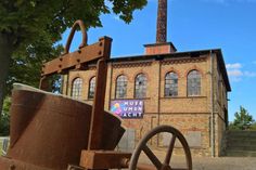 Das Industriemuseum Howaldtsche Metallgießerei ist am 24. September in Betrieb und das erste Ziel des Museumsausfluges des Dorf- und Schulmuseums Schönwalde. Am Nachmittag steht der Besuch des Computermuseums Kiel auf dem Programm.