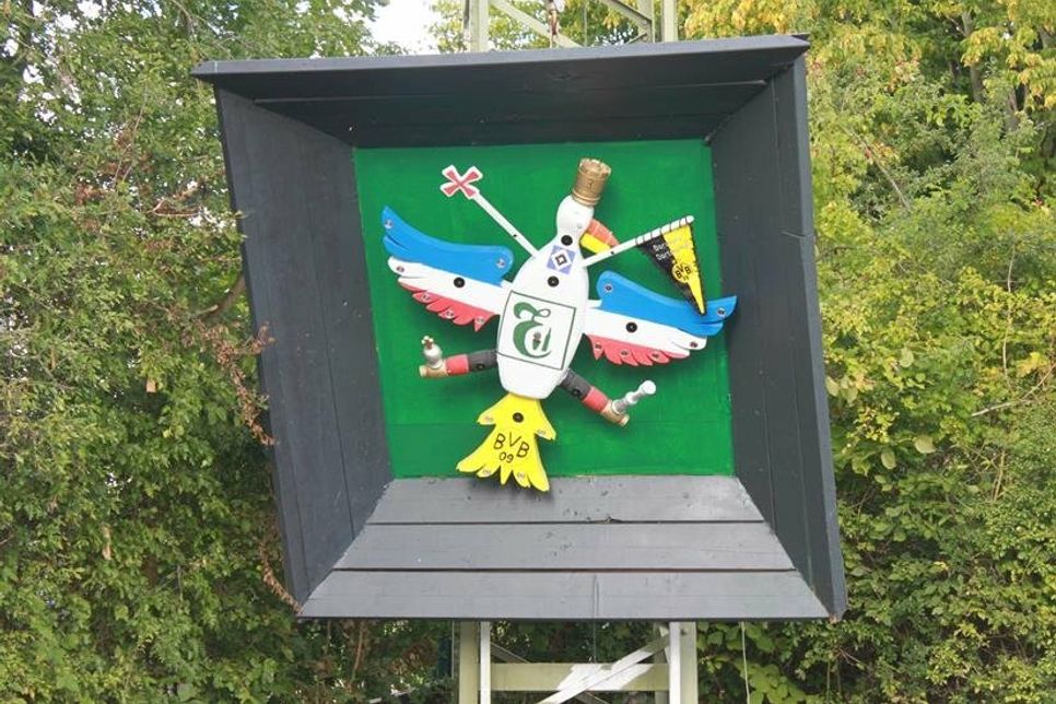 Auch in diesem Jahr wartet der Königsvogel darauf, von der Stange geschossen zu werden.