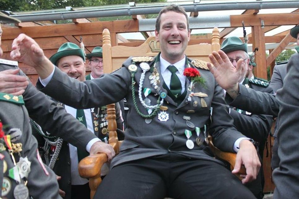 Für Vincent Piper, der sich 2022 zum König schoss, wird am Montag ein Nachfolger gesucht.