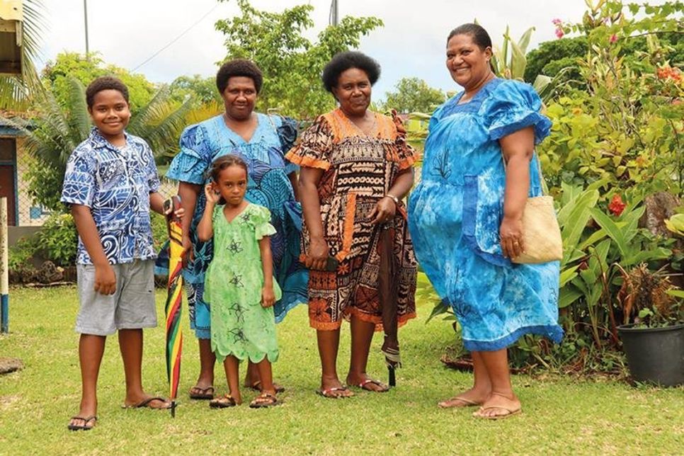 Frauen und Kinder aus Vanuatu.