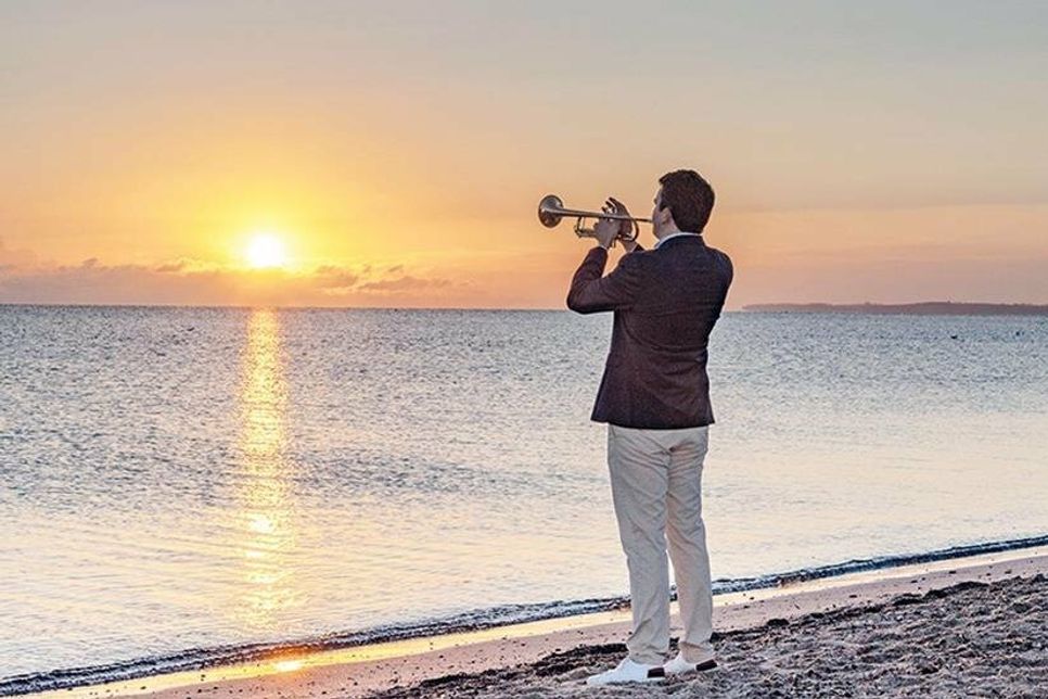 Beim „Sunrise Feeling“ am kommenden Sonntag ist das Ostsee-Echo zum Sonnenaufgang früh morgens wieder live zu erleben.